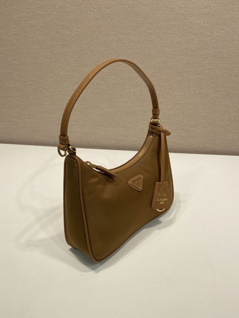 Pra*a hobo bags